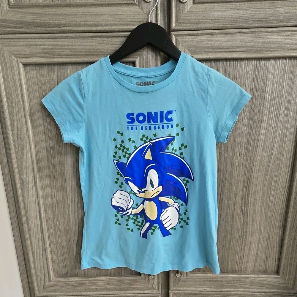 Sonic The Hedgehog Kids T- Shirt Size XL 14/16 Cotton/Poly Unisex